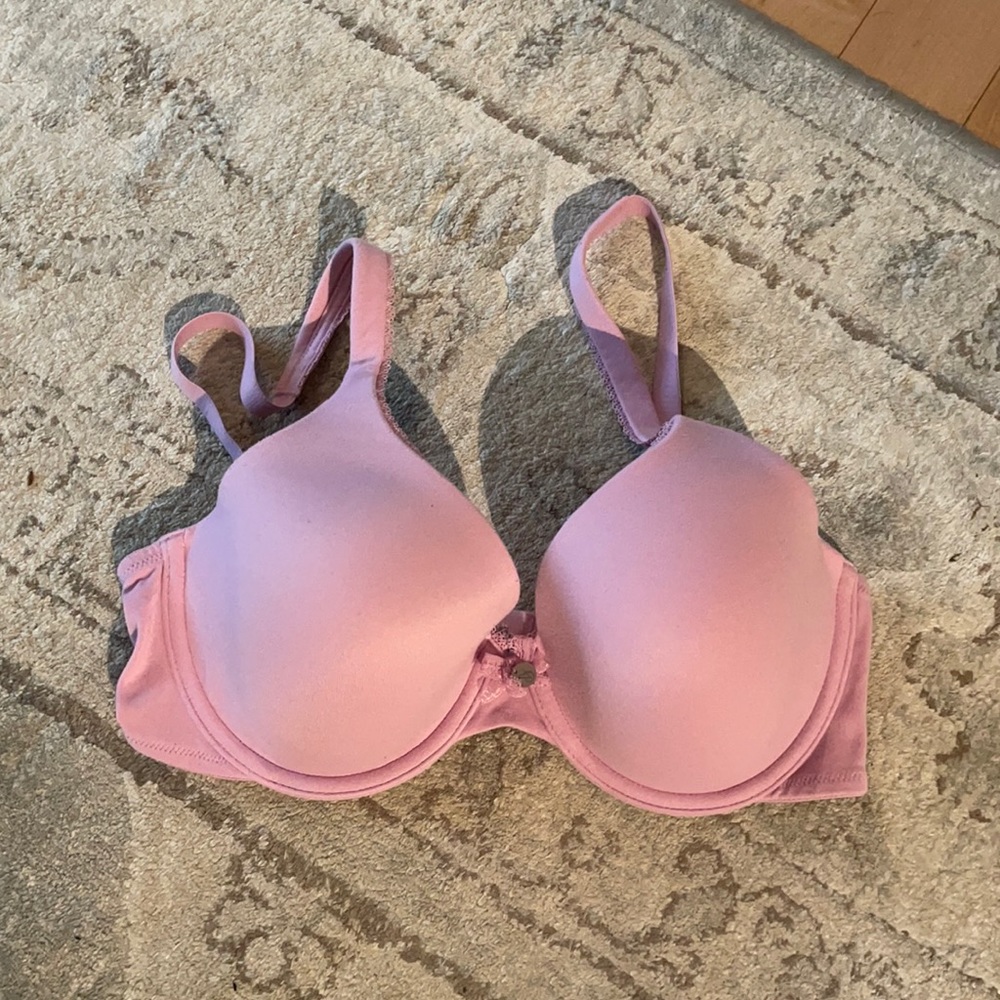 Victoria’s Secret body by Victoria lined full coverage bra